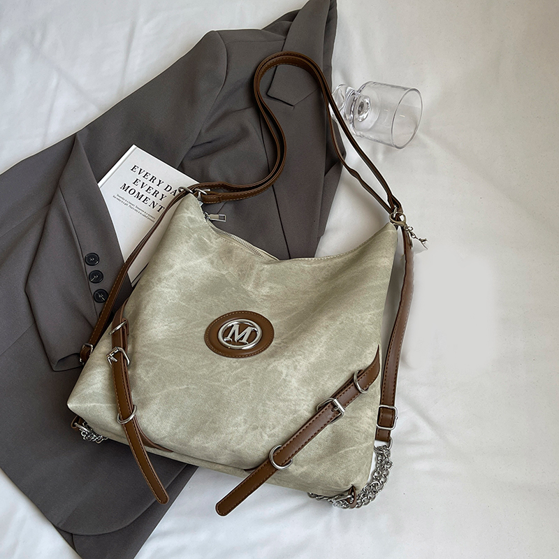 Large Capacity Three-in-One Women's Crossbody Bag - Stylish Shoulder Tote & Backpack for Spring 2025 Large Capacity Three-in-One Women's Crossbody Bag - Stylish Shoulder Tote & Backpack for Spring 2025