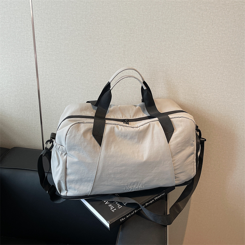 Large Capacity Travel Bag for Women - Stylish Lightweight Handbag, Maternity Tote, Sports Fitness & Versatile Luggage Bag