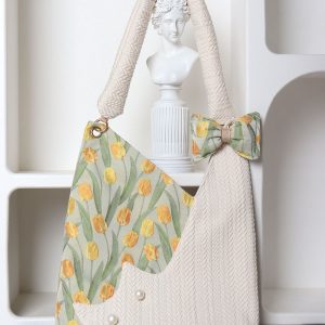 Large Capacity Tulip Cat Tote Bag - Cute Niche Design for Spring, Stylish Shoulder Crossbody Bag