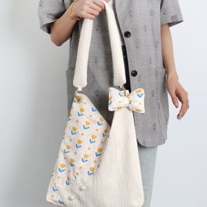 Large Capacity Tulip Cat Tote Bag - Cute Niche Design for Spring, Stylish Shoulder Crossbody Bag