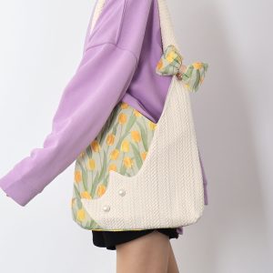 Large Capacity Tulip Cat Tote Bag - Cute Niche Design for Spring, Stylish Shoulder Crossbody Bag