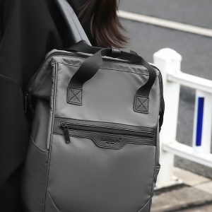 Large-Capacity Water-Resistant Backpack for Classes and Commuting, Unisex Laptop and School Bag, Ideal for Students and Professionals