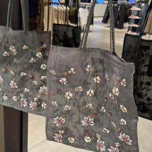 Large Capacity Women's Commuter Tote Bag - 2025 New Embroidered Floral Daisy Mesh Design