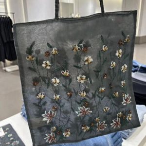 Large Capacity Women's Commuter Tote Bag - 2025 New Embroidered Floral Daisy Mesh Design