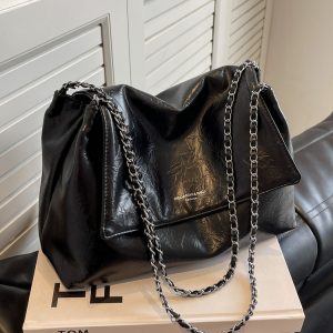 Large Capacity Women's Shoulder Bag, 2025 Fashion Commuter Tote for College Students, Stylish Classroom Bag