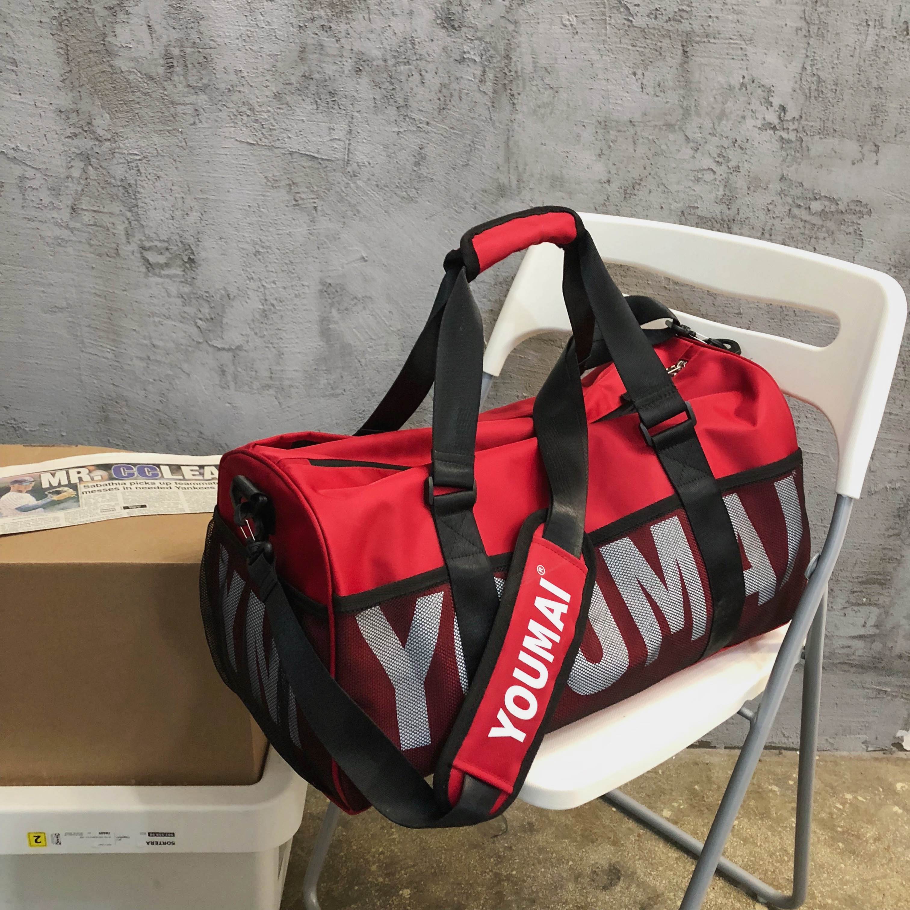 Large Capacity Women's Travel Tote Bag with Dry Wet Separation for Sports, Fitness, and Short Trips