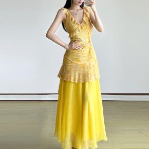 Layered Floral A-Line Dress for Women - Fresh Field Spaghetti Strap Dress, Gentle and Skin-Whitening, Perfect for Spring and Summer