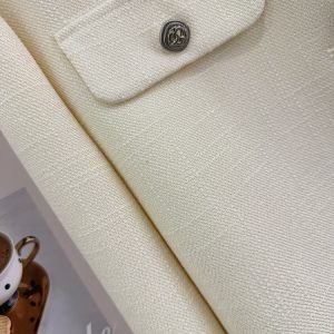 Light Beige Semi-Mature Fragrant Wind Coat for Women - New Spring 2025 Draped Short Top for Autumn, Chic Casual Style