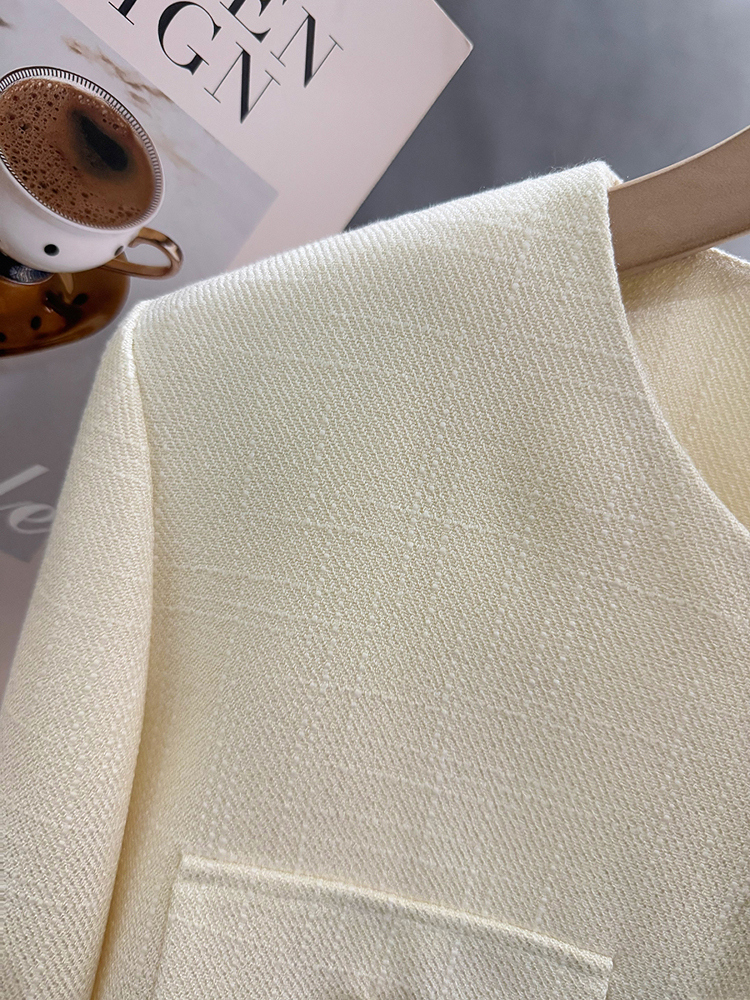 Light Beige Semi-Mature Fragrant Wind Coat for Women - New Spring 2025 Draped Short Top for Autumn, Chic Casual Style Light Beige Semi-Mature Fragrant Wind Coat for Women - New Spring 2025 Draped Short Top for Autumn, Chic Casual Style