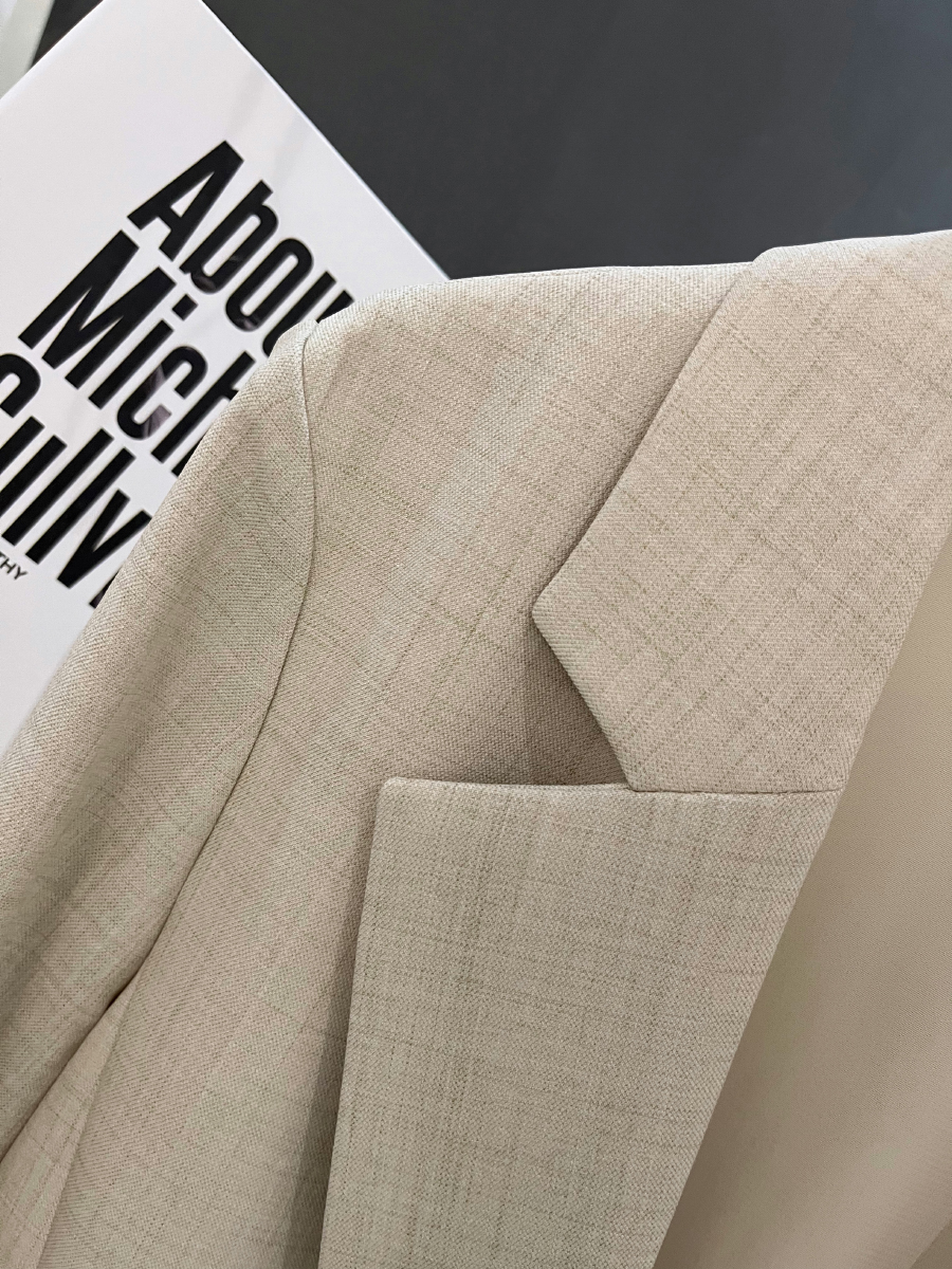 Light Beige Thin Cotton-Linen Blazer for Women - Vintage Commuting Suit Jacket, 2025 Spring Summer Fashion Essentials Light Beige Thin Cotton-Linen Blazer for Women - Vintage Commuting Suit Jacket, 2025 Spring Summer Fashion Essentials