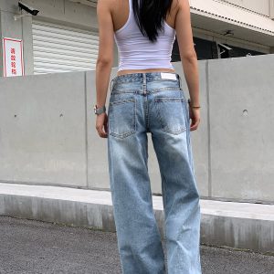 Light Blue Washed Denim Jeans - Low Waist Style, 90s Inspired, Casual Everyday Look, Perfect for Lazy Mornings
