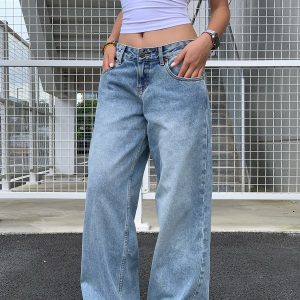 Light Blue Washed Denim Jeans - Low Waist Style, 90s Inspired, Casual Everyday Look, Perfect for Lazy Mornings