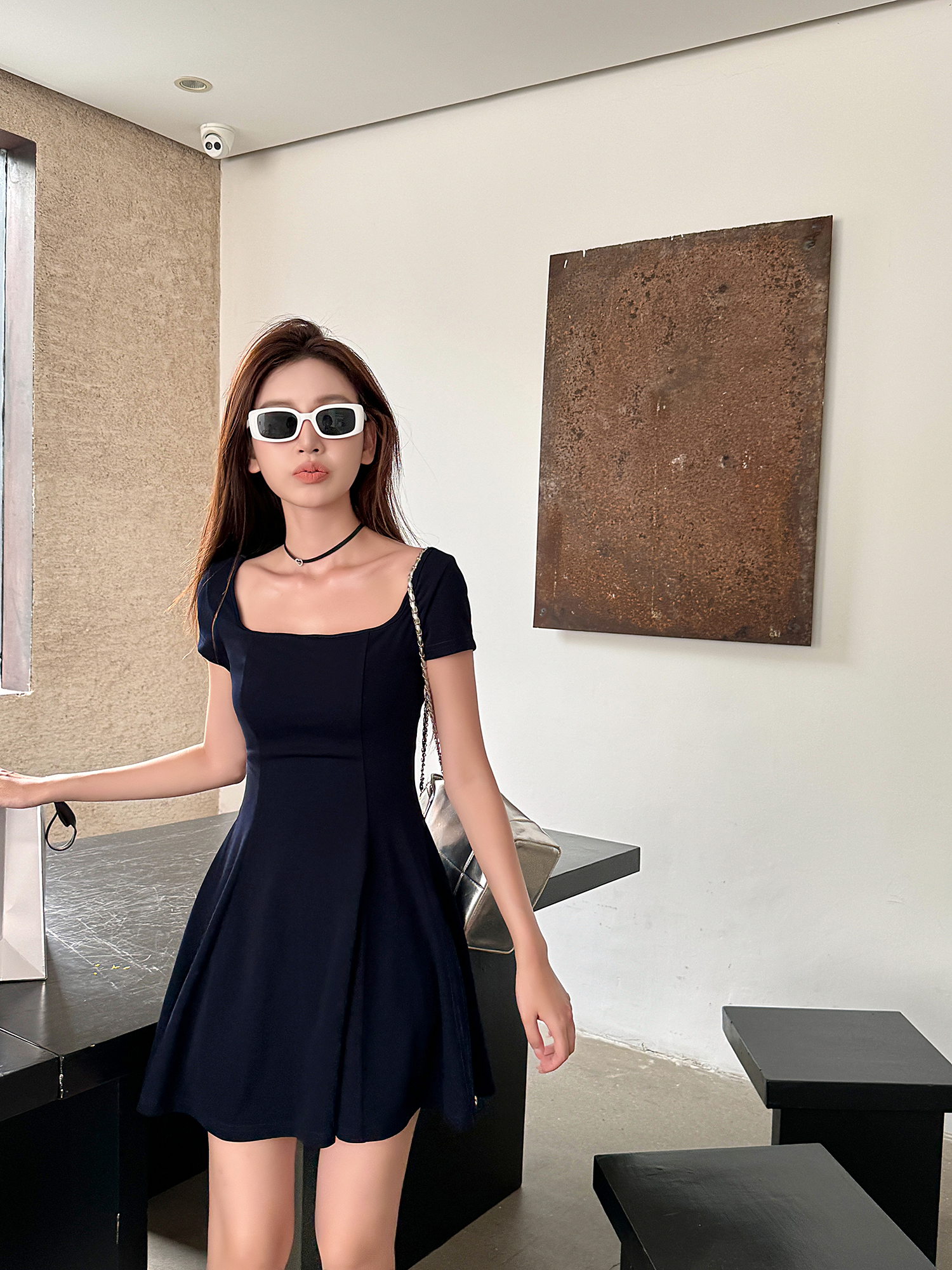 Light Fabric High-Waisted A-Line Skirt - Elegant Slimming Dark Blue Summer Style Light Fabric High-Waisted A-Line Skirt - Elegant Slimming Dark Blue Summer Style