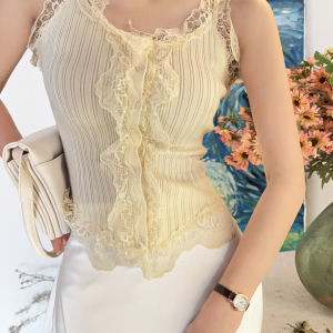 Light Fabric Summer Lace Trim Spliced Inner Knitted Vest Shirt for Women - Sweet & Spicy Style