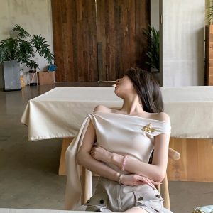 Light Jasmine Off-Shoulder Tie Strap Sleeveless T-Shirt for Women - Summer Temperament, Pure Desire, Y2K Style Top