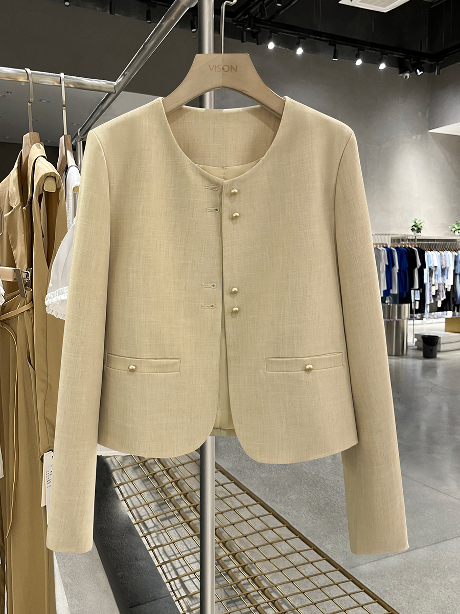 Light Khaki French-Style Short Blazer for Women, Spring Autumn 2025, Chic Mature Top, Korean Style Fashion Light Khaki French-Style Short Blazer for Women, Spring Autumn 2025, Chic Mature Top, Korean Style Fashion