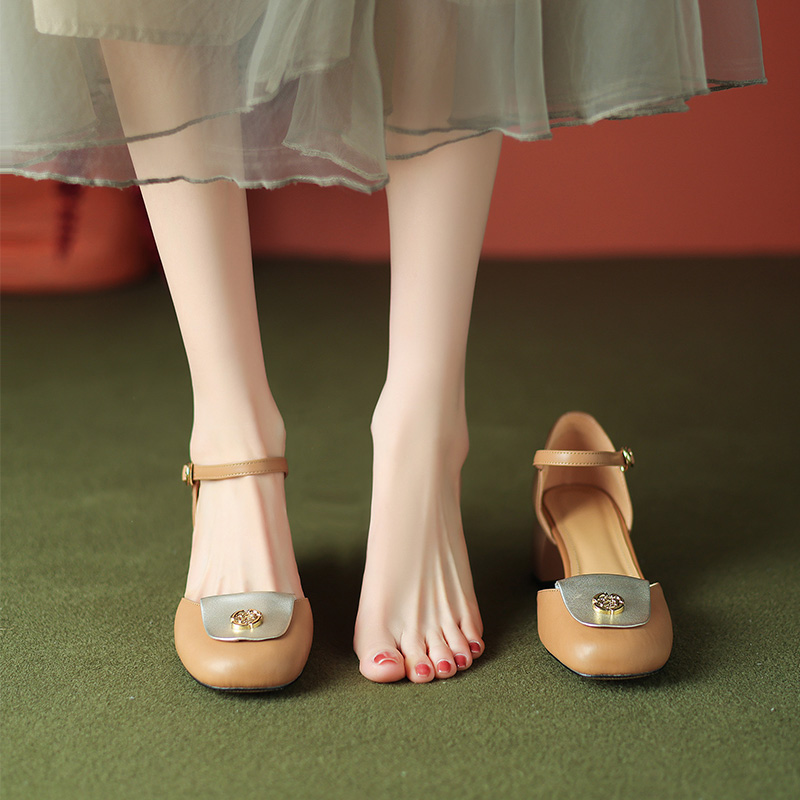 Light Luxury Baotou Sandals for Women - Hollow Genuine Leather Chunky High Heels, Stylish Mary Jane Shoes for Summer Fashion