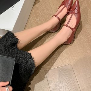 Light Luxury Bow Low-Heeled Pointed Toe Genuine Leather Mary Jane T-Strap Shoes for Chic Bourgeois Style