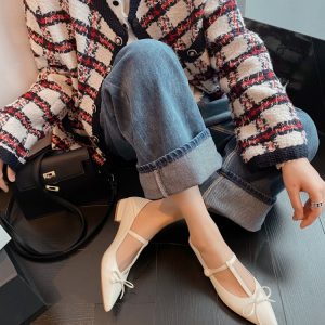 Light Luxury Bow Low-Heeled Pointed Toe Genuine Leather Mary Jane T-Strap Shoes for Chic Bourgeois Style