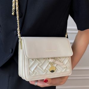 Light Luxury French Shoulder Bag - Versatile Lightweight Crossbody Chain Bag - Small Square Design for Women - Fashionable Commuting Accessory