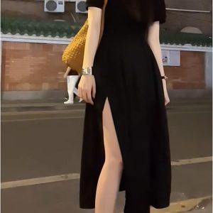 Light Luxury Plus-Size Little Black Dress, French Hepburn Style, Square Neck, Flattering Split Design for Curvy Figures, Summer Fashion