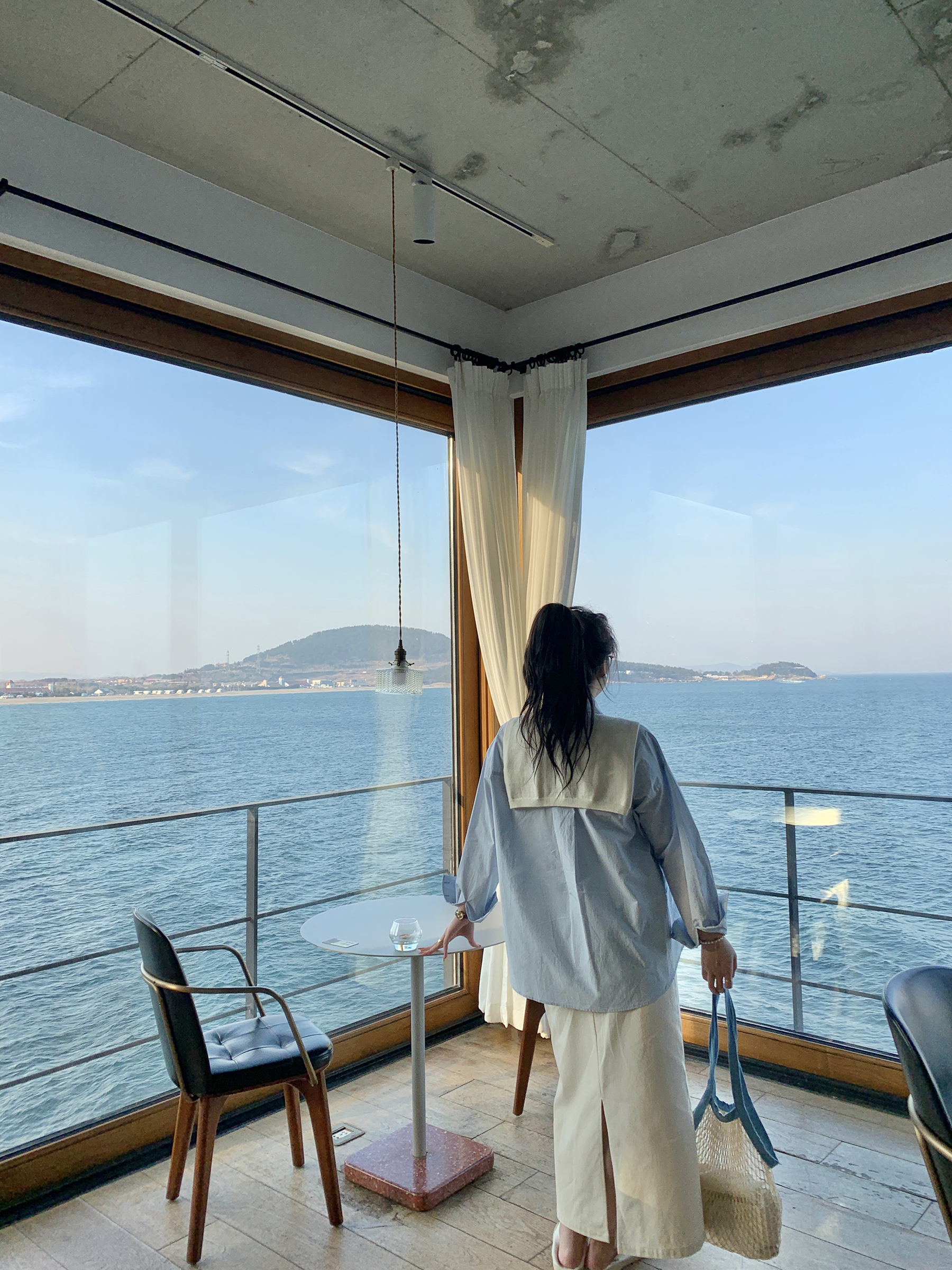 Light Pink Plus Size Stand Collar Shirt - Loose Fit, Heartfelt Love Design, High Intelligence Sense, Commuter Style, Trendy Fashion Light Pink Plus Size Stand Collar Shirt - Loose Fit, Heartfelt Love Design, High Intelligence Sense, Commuter Style, Trendy Fashion