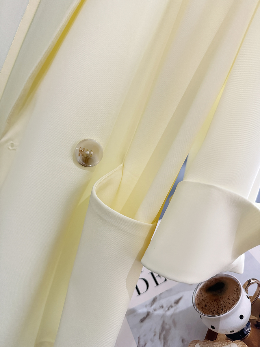 Light Yellow Loose Fit Suit Jacket for Women - Stylish Draping Blazer, 2025 Spring/Summer, Sun-Protective, Age-Reducing Fashion Light Yellow Loose Fit Suit Jacket for Women - Stylish Draping Blazer, 2025 Spring/Summer, Sun-Protective, Age-Reducing Fashion