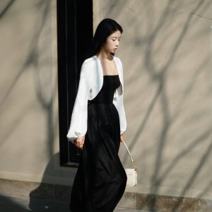 Lightweight Beaded Cardigan with Pipa Sleeves, Long-Sleeved Elegant Outerwear, Wrinkle-Resistant Short Jacket for Spring and Summer