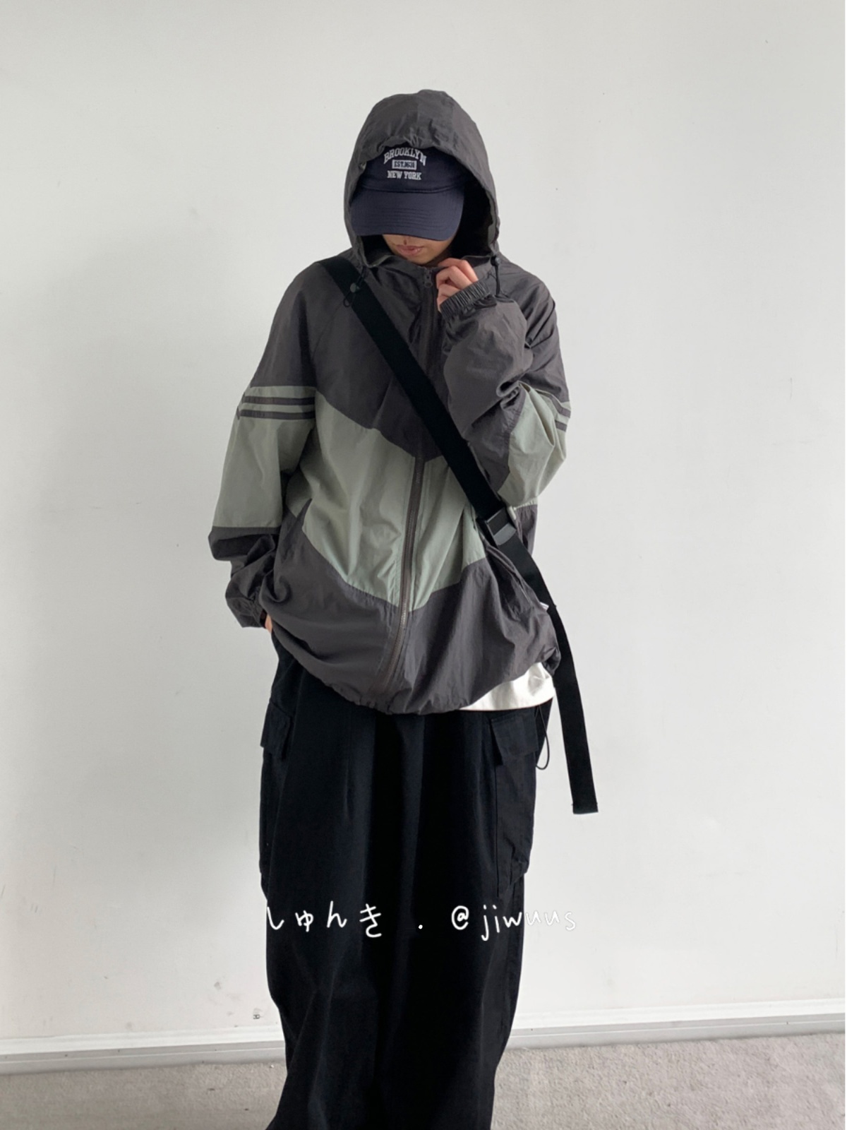 Lightweight Color-Blocked Hooded Sun Protection Jacket for Men and Women - Japanese Retro Outdoor Work Coat, Breathable Summer Style Lightweight Color-Blocked Hooded Sun Protection Jacket for Men and Women - Japanese Retro Outdoor Work Coat, Breathable Summer Style