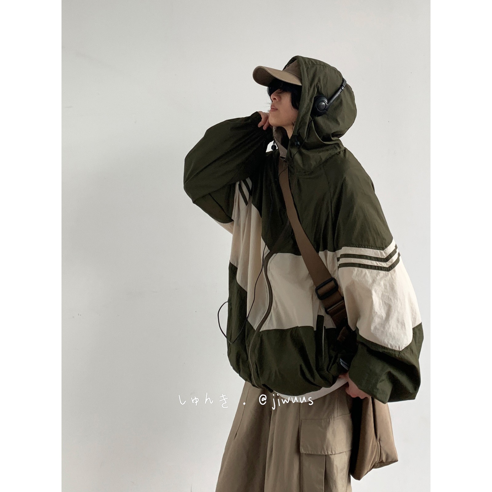 Lightweight Color-Blocked Hooded Sun Protection Jacket for Men and Women - Japanese Retro Outdoor Work Coat, Breathable Summer Style Lightweight Color-Blocked Hooded Sun Protection Jacket for Men and Women - Japanese Retro Outdoor Work Coat, Breathable Summer Style