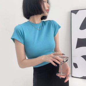 Lightweight Fitted Short Sleeve Round Neck T-Shirt for Women - Spring/Summer Basic Top, Perfect for Casual Outfits