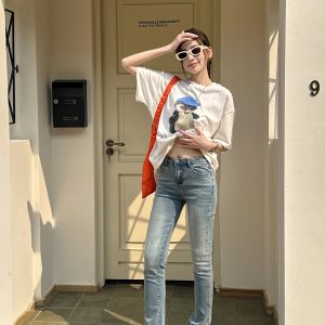 Lightweight Fleece Mid-Rise Slim Fit Flared Jeans for Women - Perfect for Spring and Autumn, Casual Chic Style