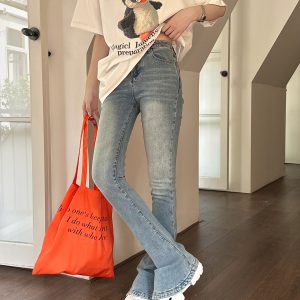 Lightweight Fleece Mid-Rise Slim Fit Flared Jeans for Women - Perfect for Spring and Autumn, Casual Chic Style