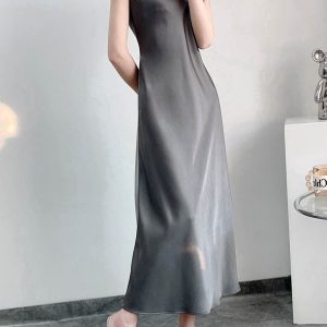 Lightweight Flowing Dress with Connected Sleeves, Diagonal Cut, Minimalist Style, Elegant Summer Slim-Fit, Mid-Length Skirt