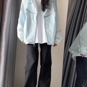 Lightweight Glacier Blue Sun Protection Jacket for Women - Breathable Air-Conditioned Cardigan, Quick-Drying Spring/Summer Outerwear