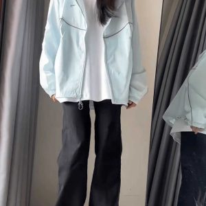 Lightweight Glacier Blue Sun Protection Jacket for Women - Breathable Air-Conditioned Cardigan, Quick-Drying Spring/Summer Outerwear