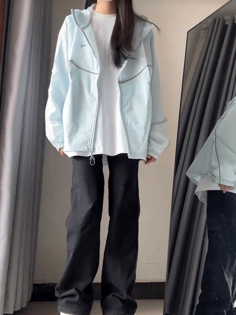 Lightweight Glacier Blue Sun Protection Jacket for Women - Breathable Air-Conditioned Cardigan, Quick-Drying Spring/Summer Outerwear Lightweight Glacier Blue Sun Protection Jacket for Women - Breathable Air-Conditioned Cardigan, Quick-Drying Spring/Summer Outerwear