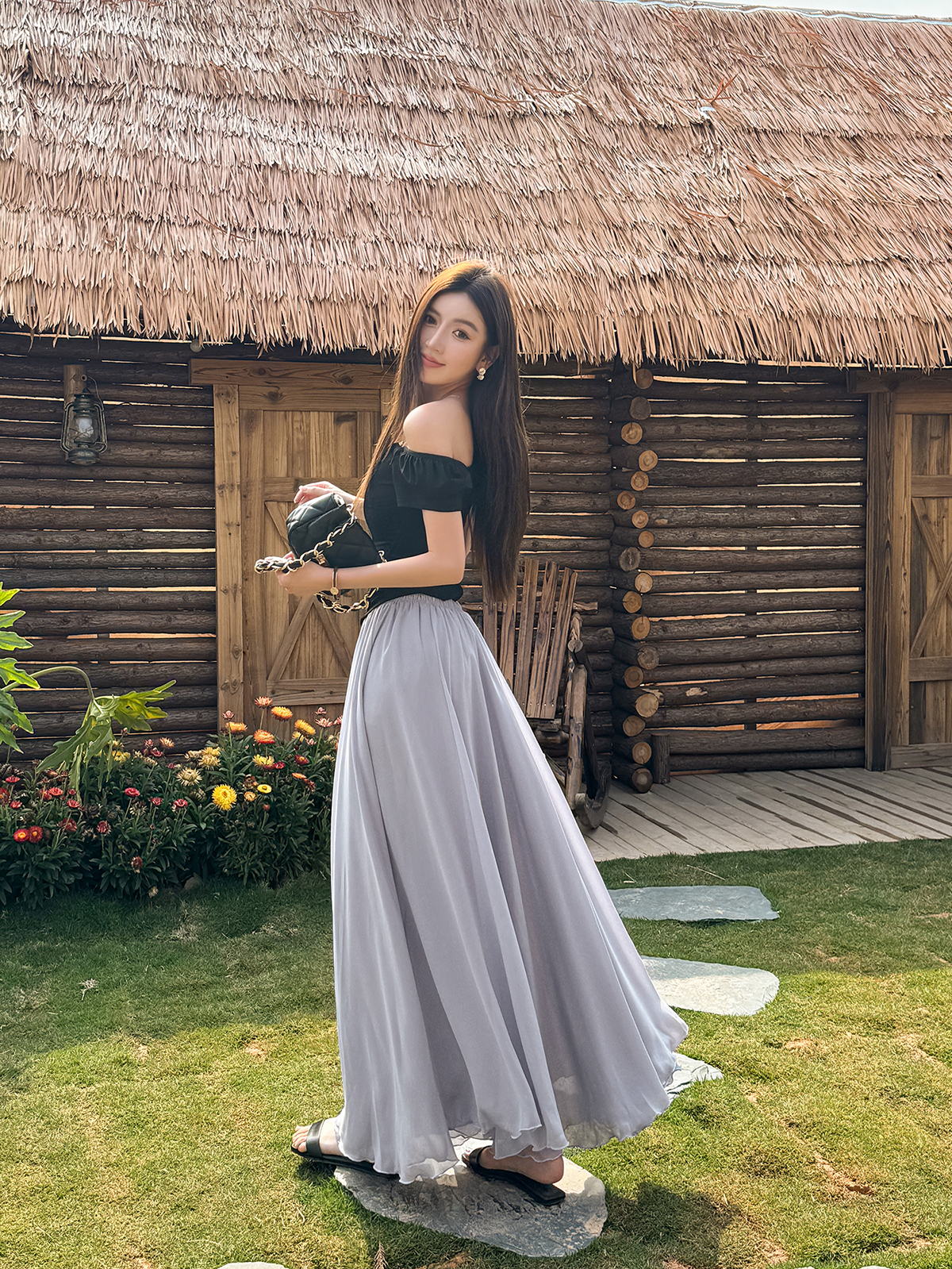 Lightweight High-Waisted A-Line Chiffon Skirt, Floor-Length, Slimming Design, Perfect for Spring and Summer Fashion Lightweight High-Waisted A-Line Chiffon Skirt, Floor-Length, Slimming Design, Perfect for Spring and Summer Fashion