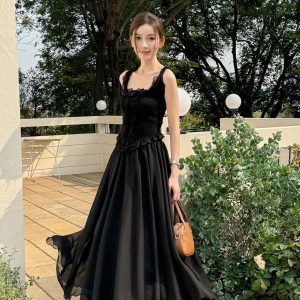 Lightweight High-Waisted A-Line Chiffon Skirt, Floor-Length, Slimming Design, Perfect for Spring and Summer Fashion
