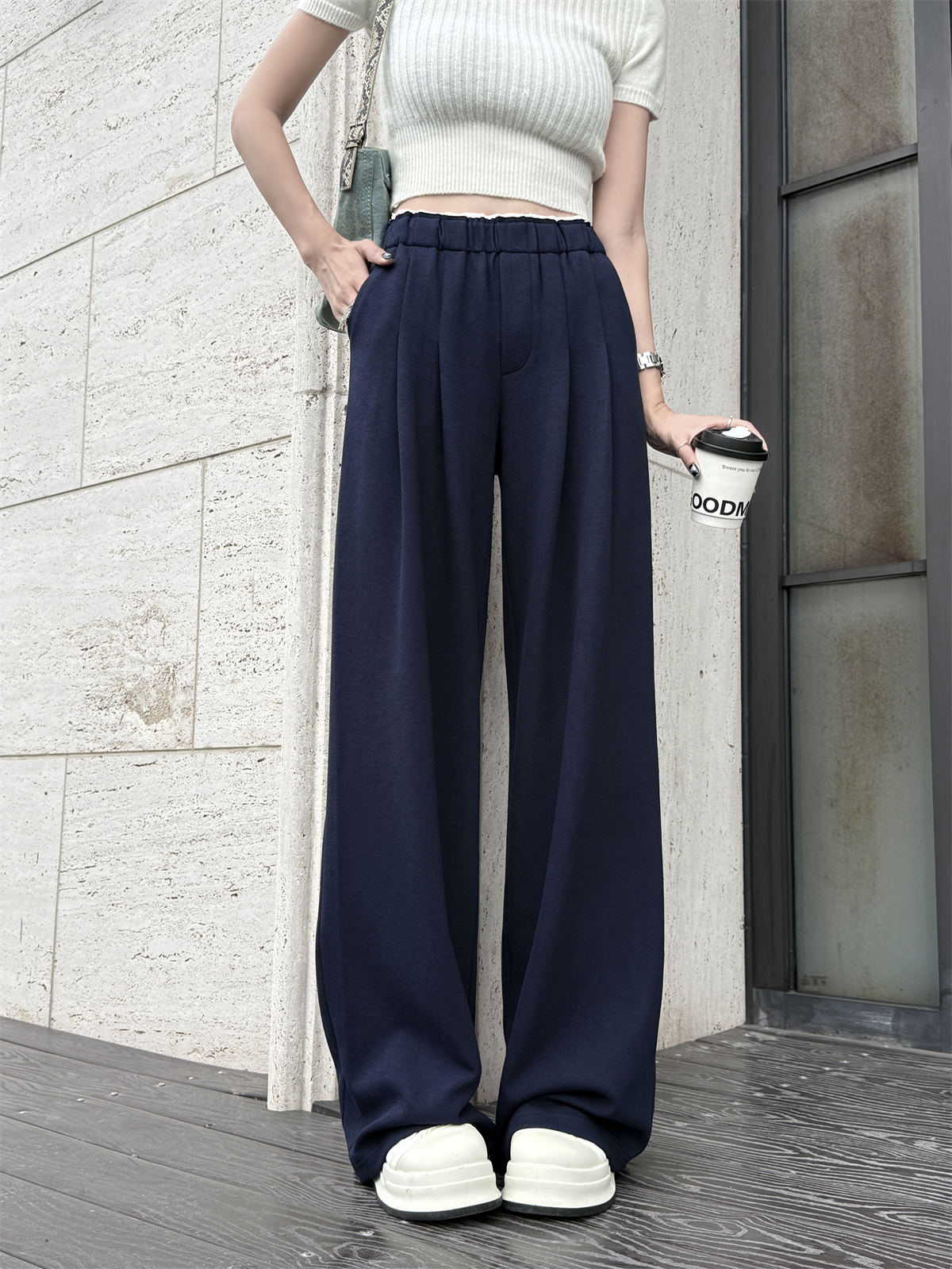 Lightweight High-Waisted Wide-Leg Pants with Pleats and White Edges - Casual Gray Floor-Length Trousers for Women Lightweight High-Waisted Wide-Leg Pants with Pleats and White Edges - Casual Gray Floor-Length Trousers for Women