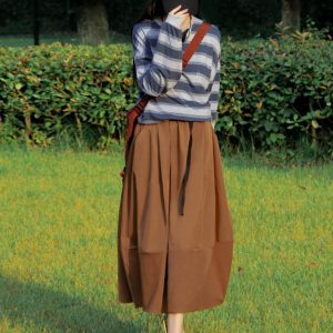 Lightweight Japanese Style Mid-Length Women's Skirt with Magnetic Buckle, Versatile Floral Bud Design for Spring and Autumn Fashion