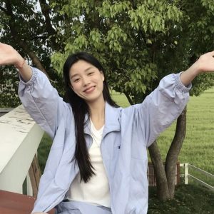 Lightweight Japanese-Style Stand Collar Sun Protection Jacket for Women, 2025 Summer Short Coat, UV Protection, Breathable Fashion.