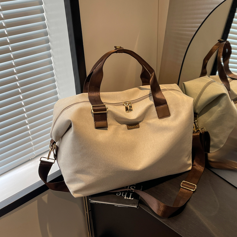 Lightweight Large Capacity Canvas Travel Bag for Women - Commuting, Fitness, and Short-Distance Outing Tote