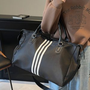 Lightweight Large-Capacity Commuter Travel Bag - Versatile Shoulder Bag for Business Trips, Gym, and Maternity Needs