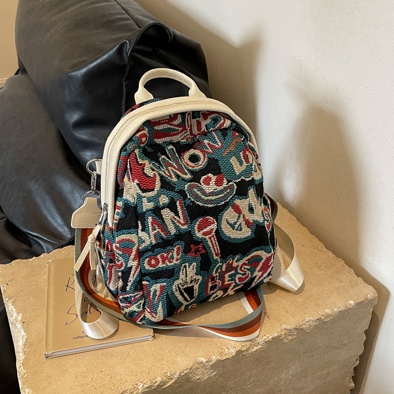 Lightweight Large Capacity Mommy Backpack, Dual-Use Diaper Bag for Moms & Infants, Ideal for Work, Travel, and School Commutes