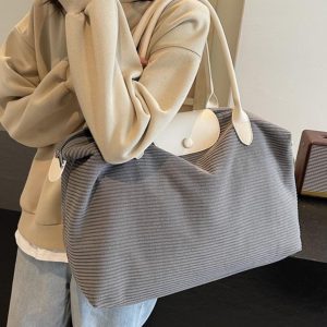 Lightweight Large-Capacity Travel Bag - Versatile Gym, Commuter, and Maternity Shoulder Bag for Short-Distance Business Trips