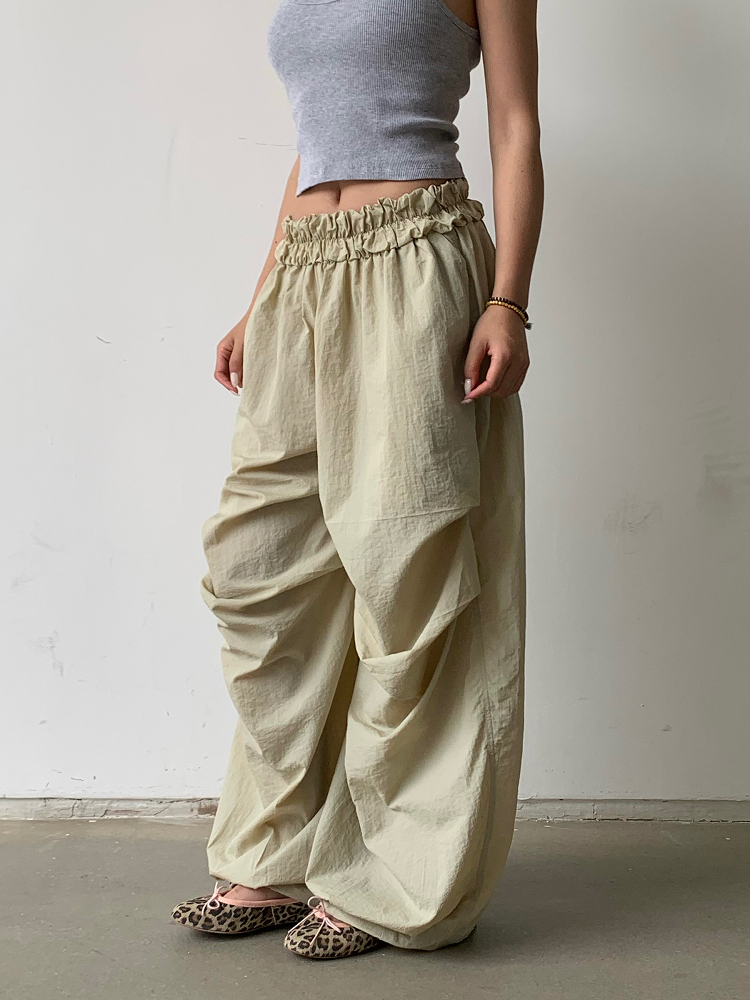 Lightweight Loose Pants with Cloud Waistband for Virtual Abs Line - Zero Gravity Mode, Available in 2 Colors, Trendy Comfort Wear Lightweight Loose Pants with Cloud Waistband for Virtual Abs Line - Zero Gravity Mode, Available in 2 Colors, Trendy Comfort Wear