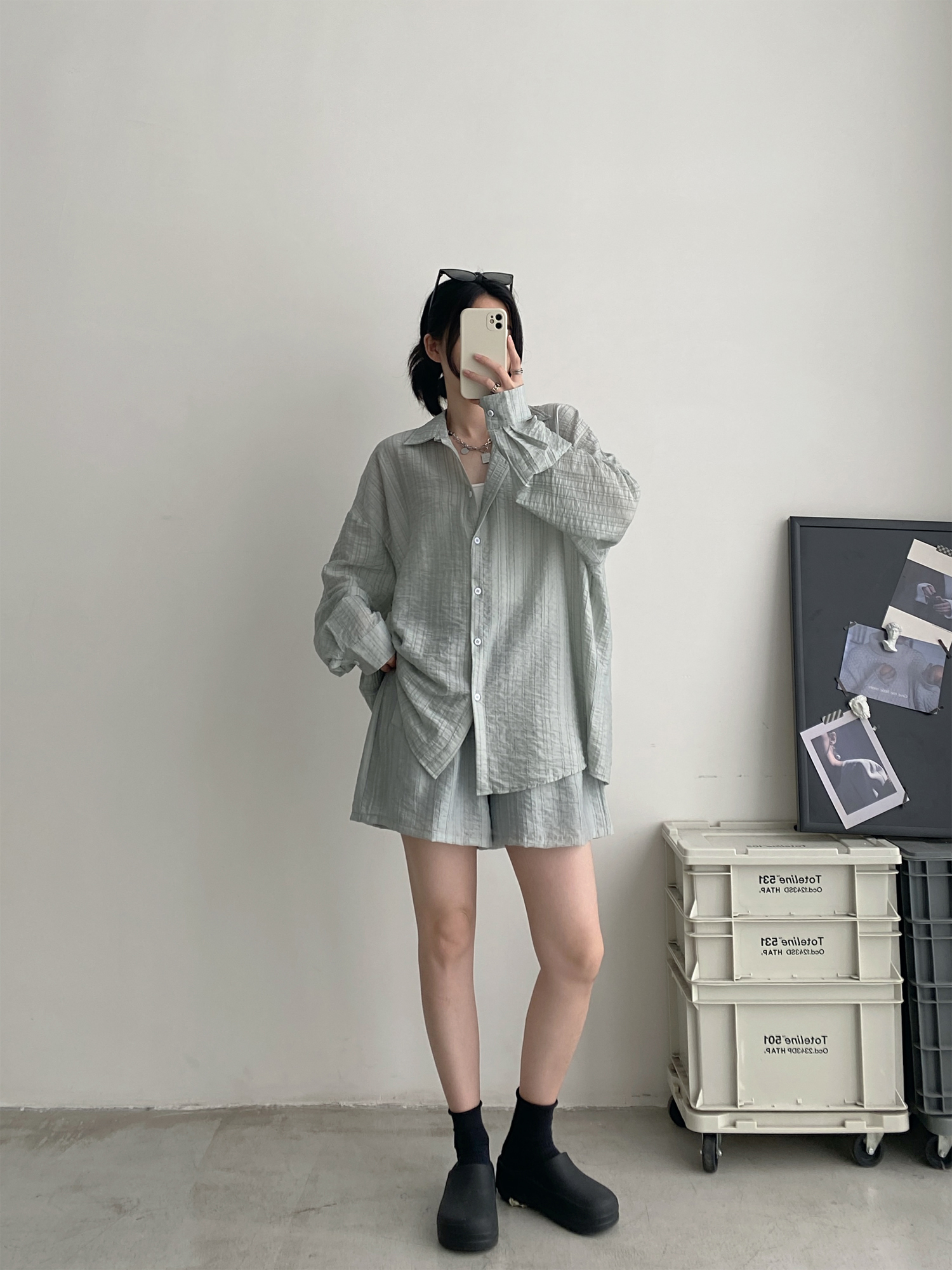 Lightweight Pleated Tencel Cardigan and Shorts Set - Sun Protection Draped Shirt Outfit for Summer Style Lightweight Pleated Tencel Cardigan and Shorts Set - Sun Protection Draped Shirt Outfit for Summer Style