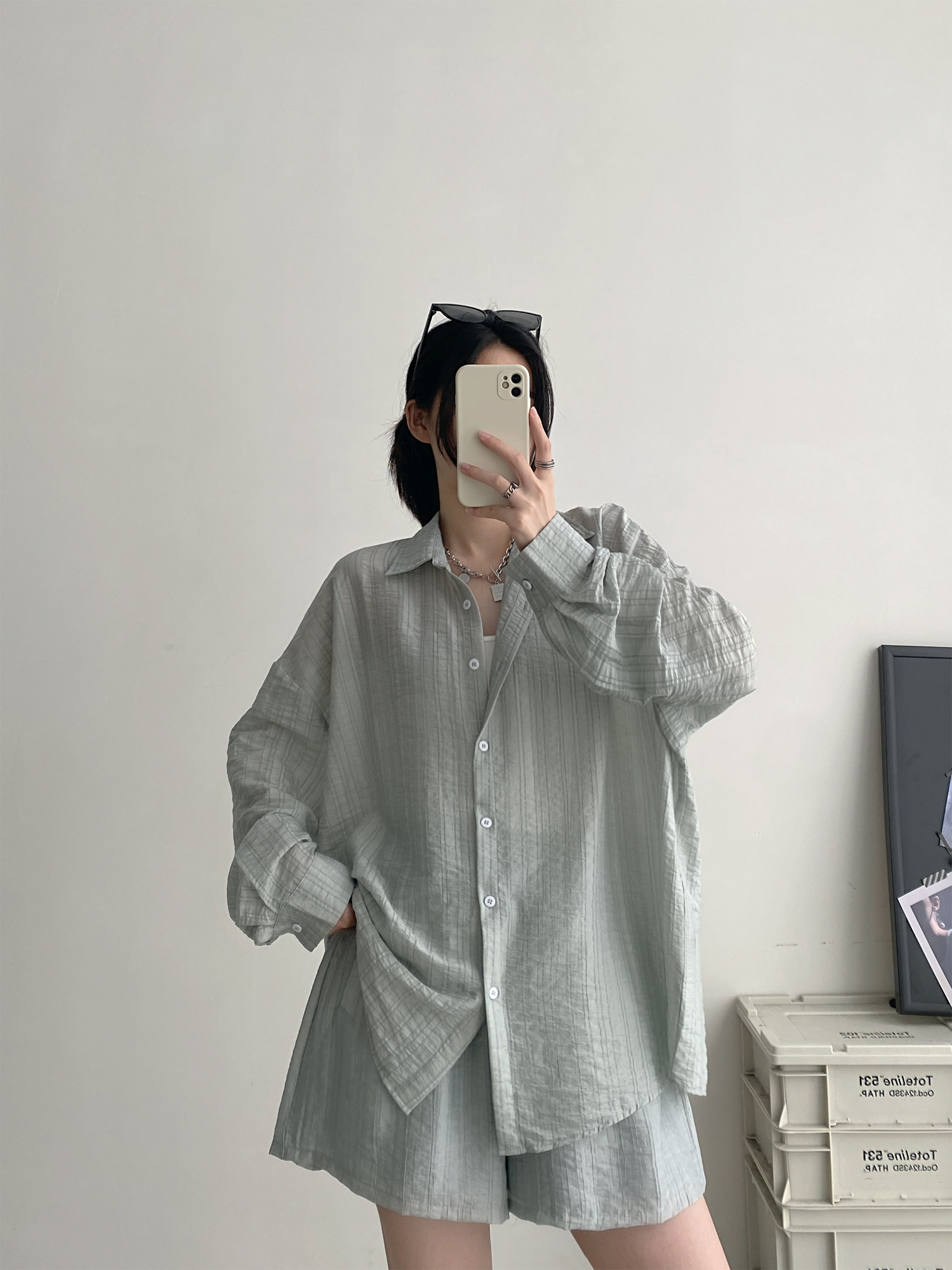 Lightweight Pleated Tencel Cardigan and Shorts Set - Sun Protection Draped Shirt Outfit for Summer Style Lightweight Pleated Tencel Cardigan and Shorts Set - Sun Protection Draped Shirt Outfit for Summer Style