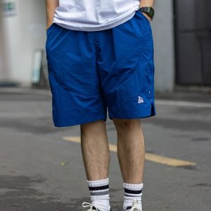 Lightweight Quick-Dry Five-Point Beach Shorts for Men and Women - Casual Outdoor Mountain Style Summer Shorts